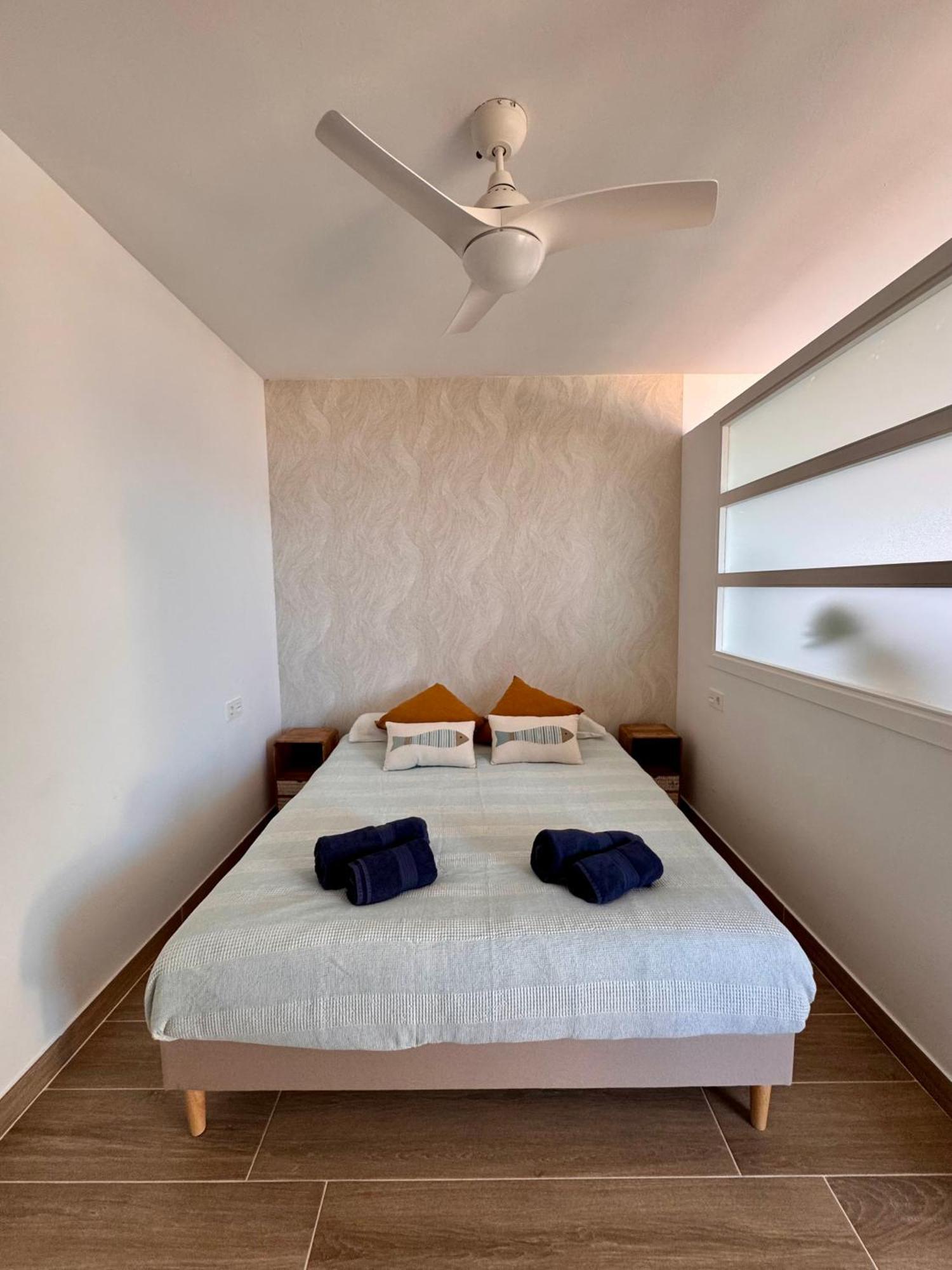 Blue Horizon - Luxury By The Sea